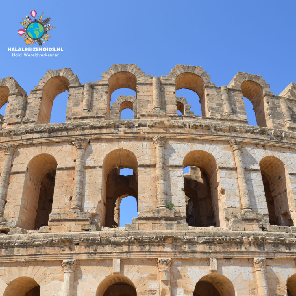 Romeins amfitheater van El Djem in Tunesië, een historische halal bestemming.