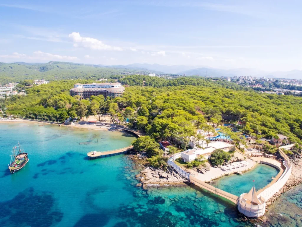 Halalvriendelijk resort aan zee met apart vrouwenstrand in Turkije