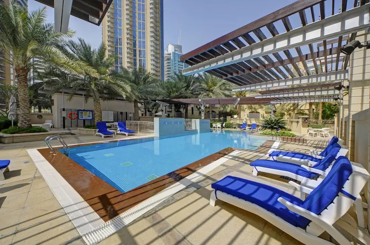 Privé halal villa zwembad in Dubai bij top 10 beste halal hotels in Dubai