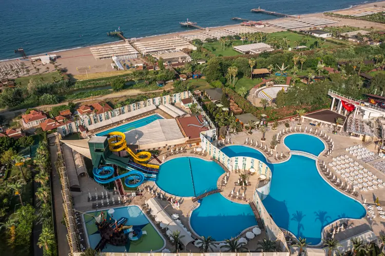 Waterpark en zwembaden bij 100% halal hotels in Turkije in Manavgat regio