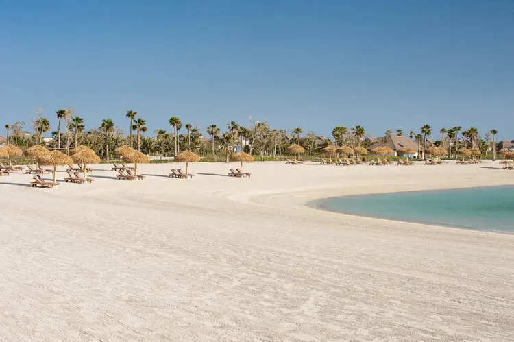 Halal bestemming Qatar strand Banana Island Resort Doha privéstrand