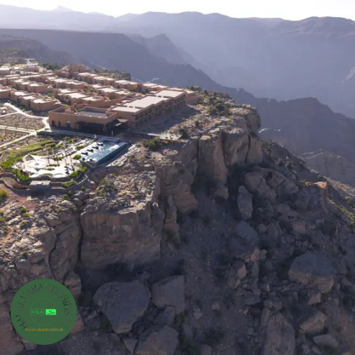 Ontbijt in de bergen – halal hotels oman bij Jabal Akhdar.