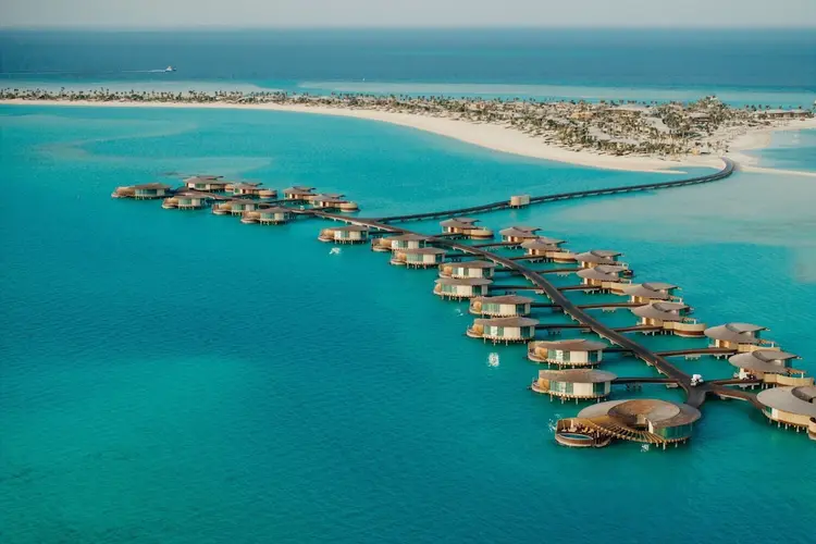 Halal honeymoon hotel met overwater villa’s in Red Sea regio Saudi-Arabië