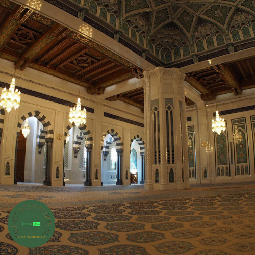 Solo moslim reizen Oman islamitische architectuur Muscat moskee bogen