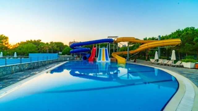 Altis Resort Belek halal zwembad met waterglijbanen