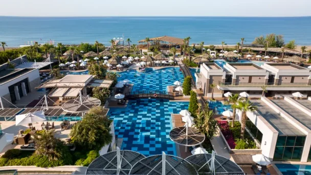 TUI Blue Belek, halalvriendelijk resort met zwembad en strand in Belek